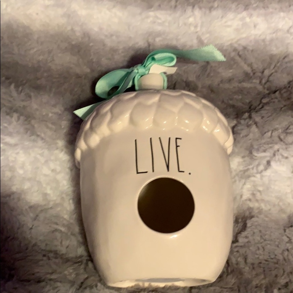 Rae Dunn LIVE acorn birdhouse ❤️😍